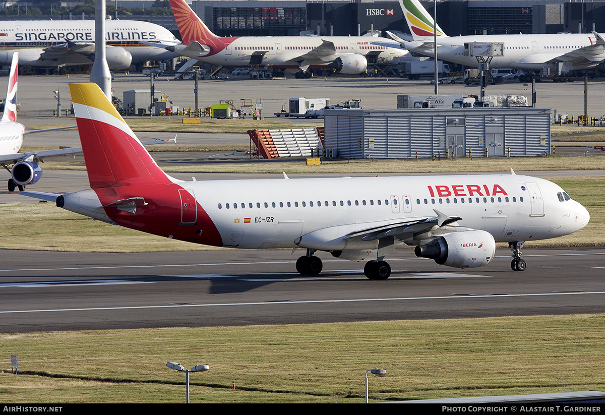 Aircraft Photo of EC-IZR | Airbus A320-214 | Iberia | AirHistory.net #598392