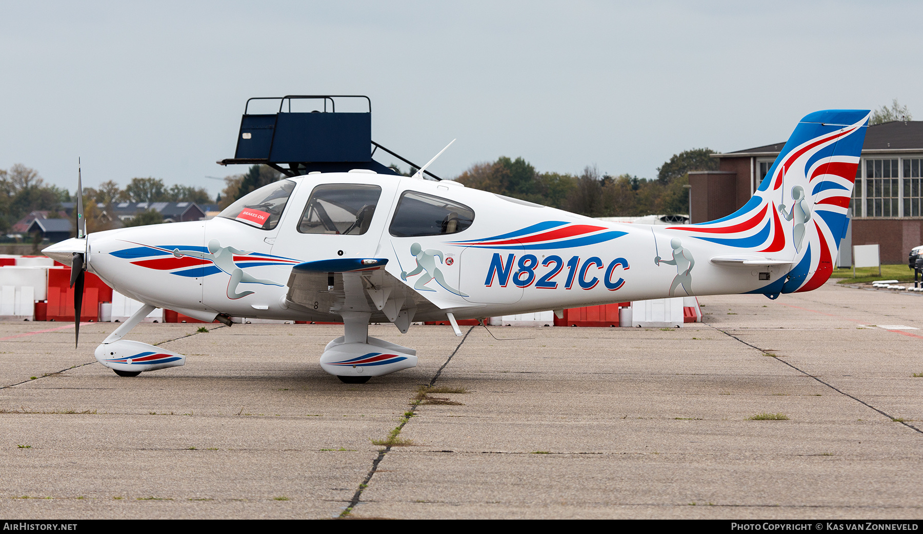 Aircraft Photo of N821CC | Cirrus SR-22 G2 | AirHistory.net #598473