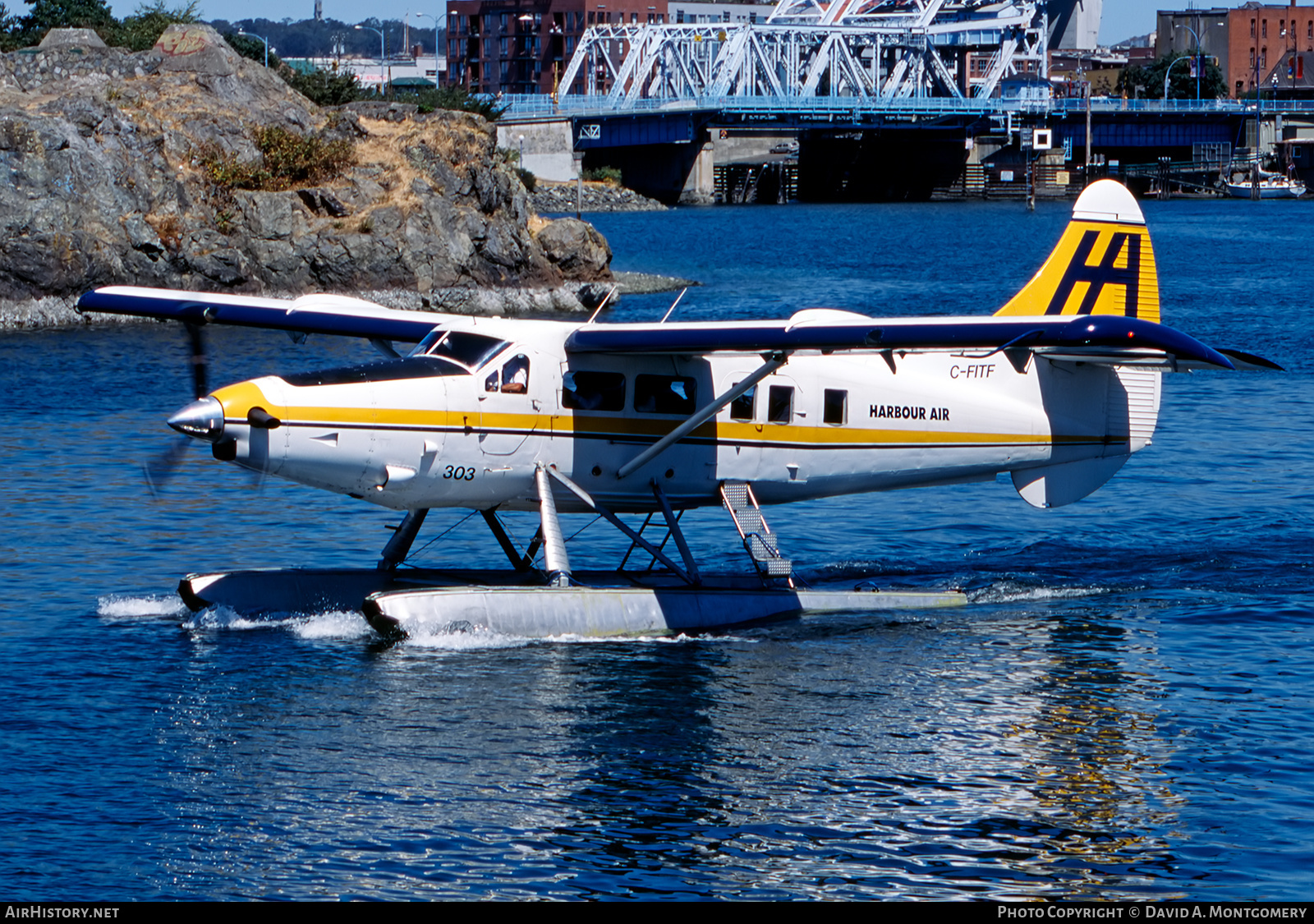 Aircraft Photo of C-FITF | Vazar DHC-3T Turbine Otter | Harbour Air | AirHistory.net #598550