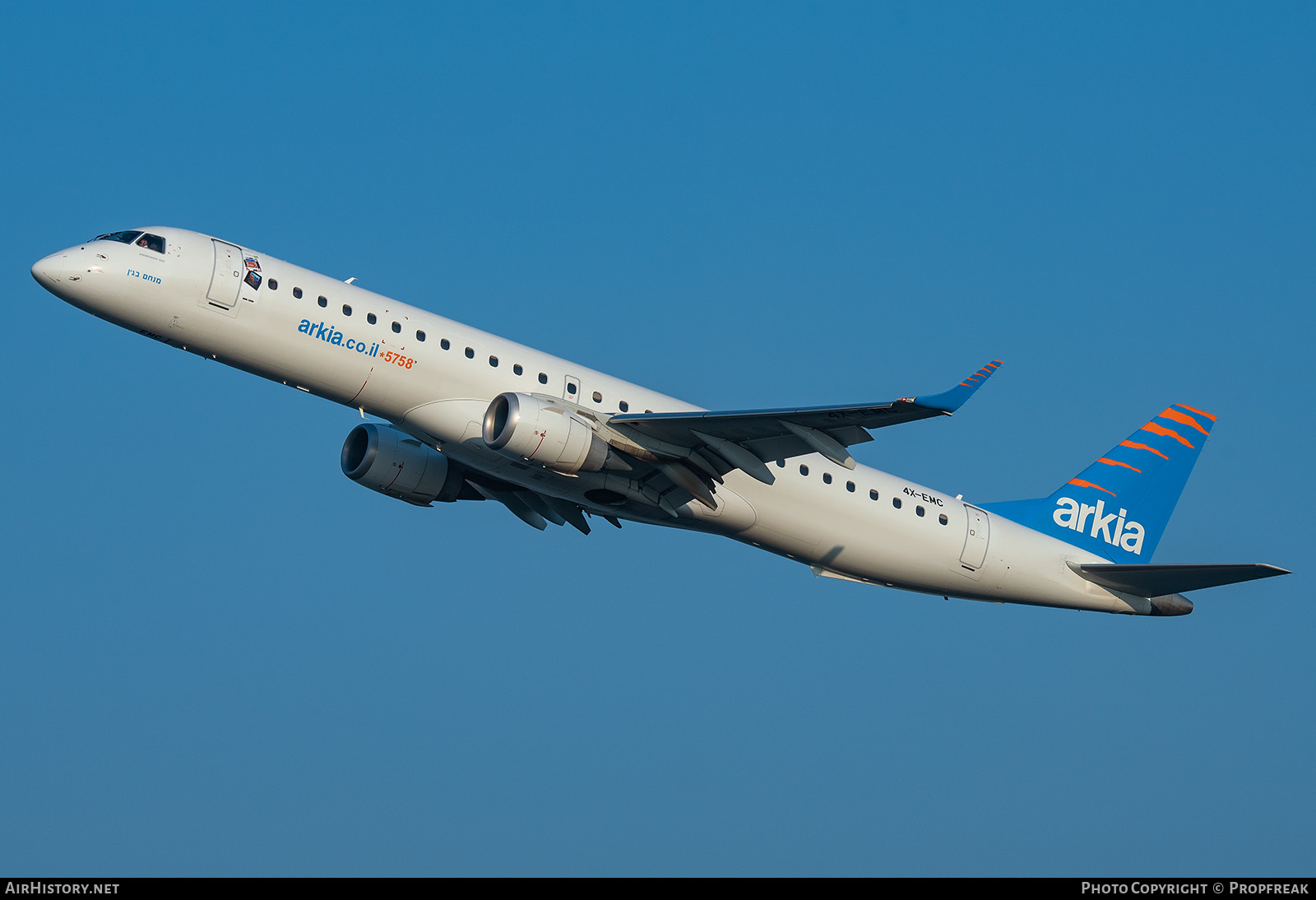 Aircraft Photo of 4X-EMC | Embraer 195LR (ERJ-190-200LR) | Arkia Israeli Airlines | AirHistory.net #598663