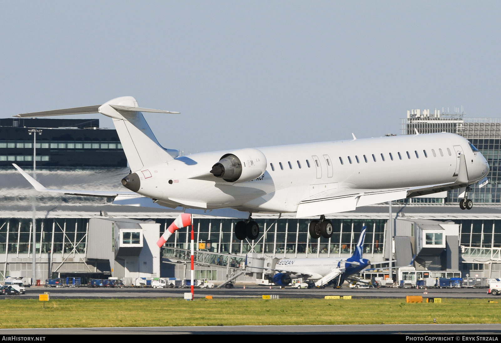 Aircraft Photo of ES-ACP | Bombardier CRJ-900LR (CL-600-2D24) | AirHistory.net #598686