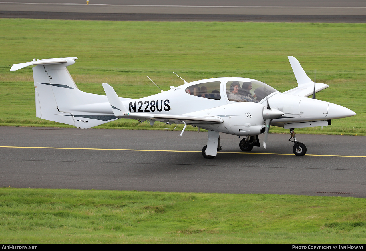 Aircraft Photo of N228US | Diamond DA42 Twin Star | AirHistory.net #598739
