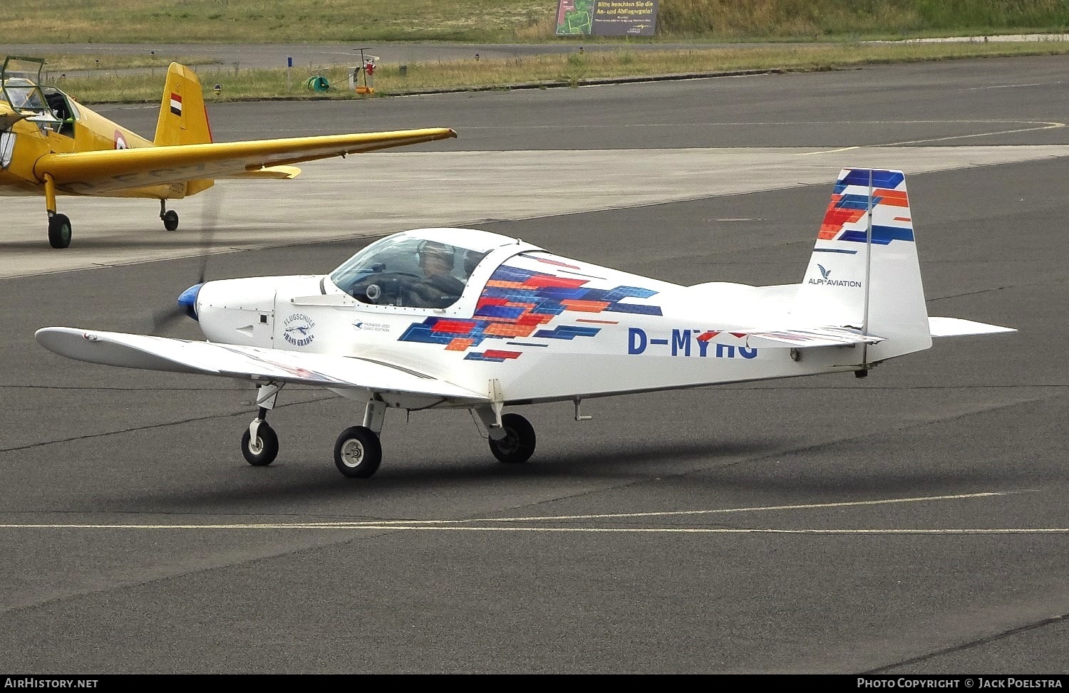 Aircraft Photo of D-MYHG | Alpi Pioneer 200 | Flugschule Hans Grade | AirHistory.net #598759