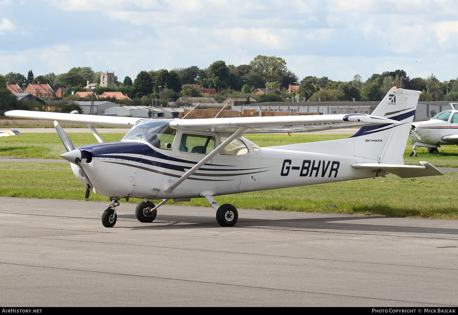 Aircraft Photo of G-BHVR | Cessna 172N Skyhawk | AirHistory.net #598870