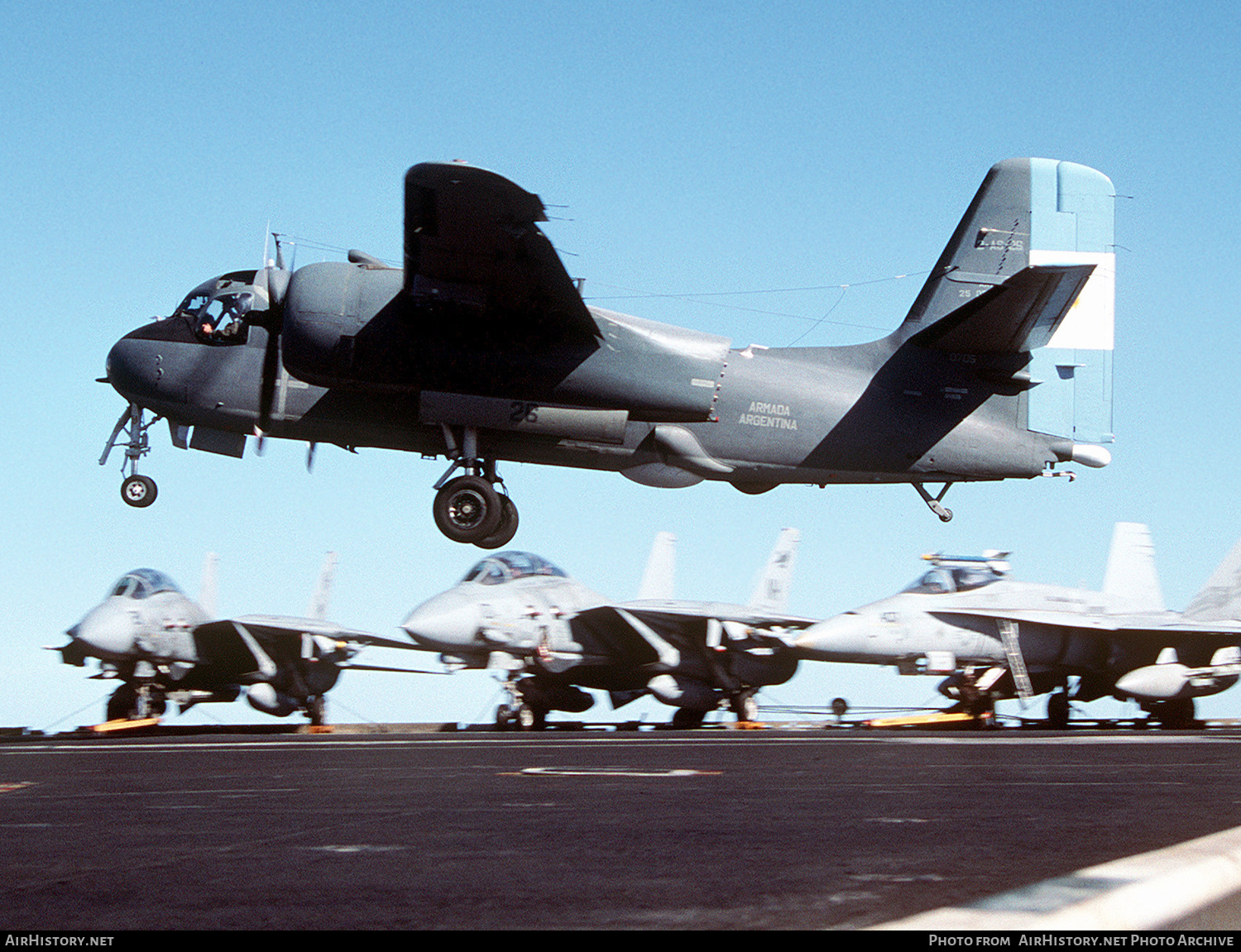 Aircraft Photo of 0705 | Grumman S-2E Tracker | Argentina - Navy | AirHistory.net #598912
