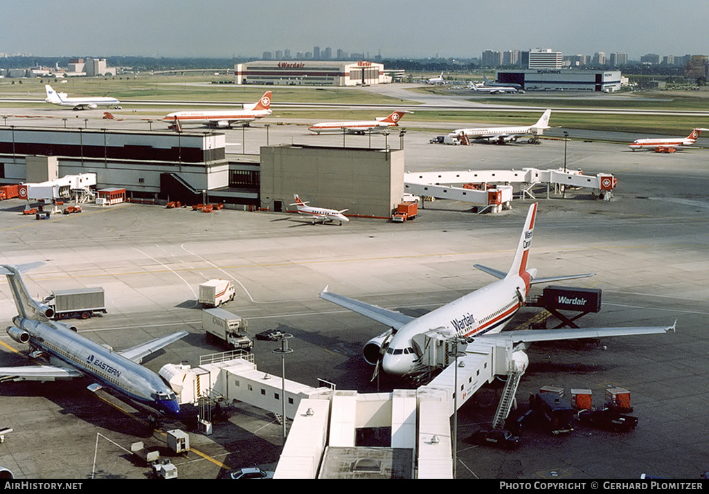 Airport photo of Toronto - Lester B Pearson International (CYYZ / YYZ) in Ontario, Canada | AirHistory.net #598937