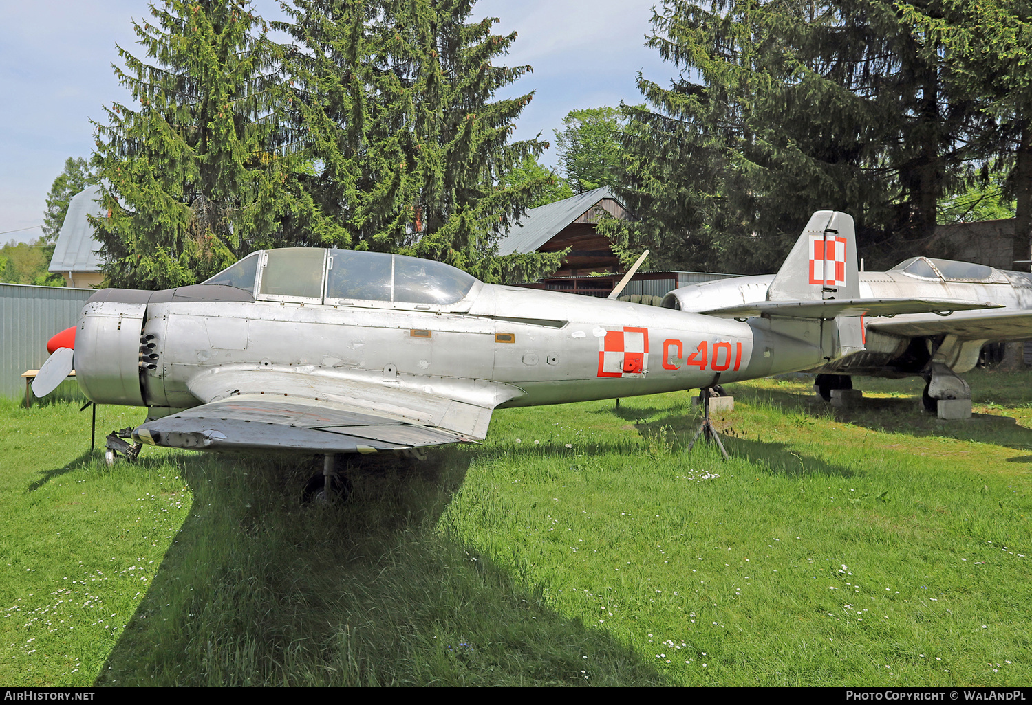 Aircraft Photo of 0401 | PZL-Mielec TS-8 Bies | Poland - Air Force | AirHistory.net #598997