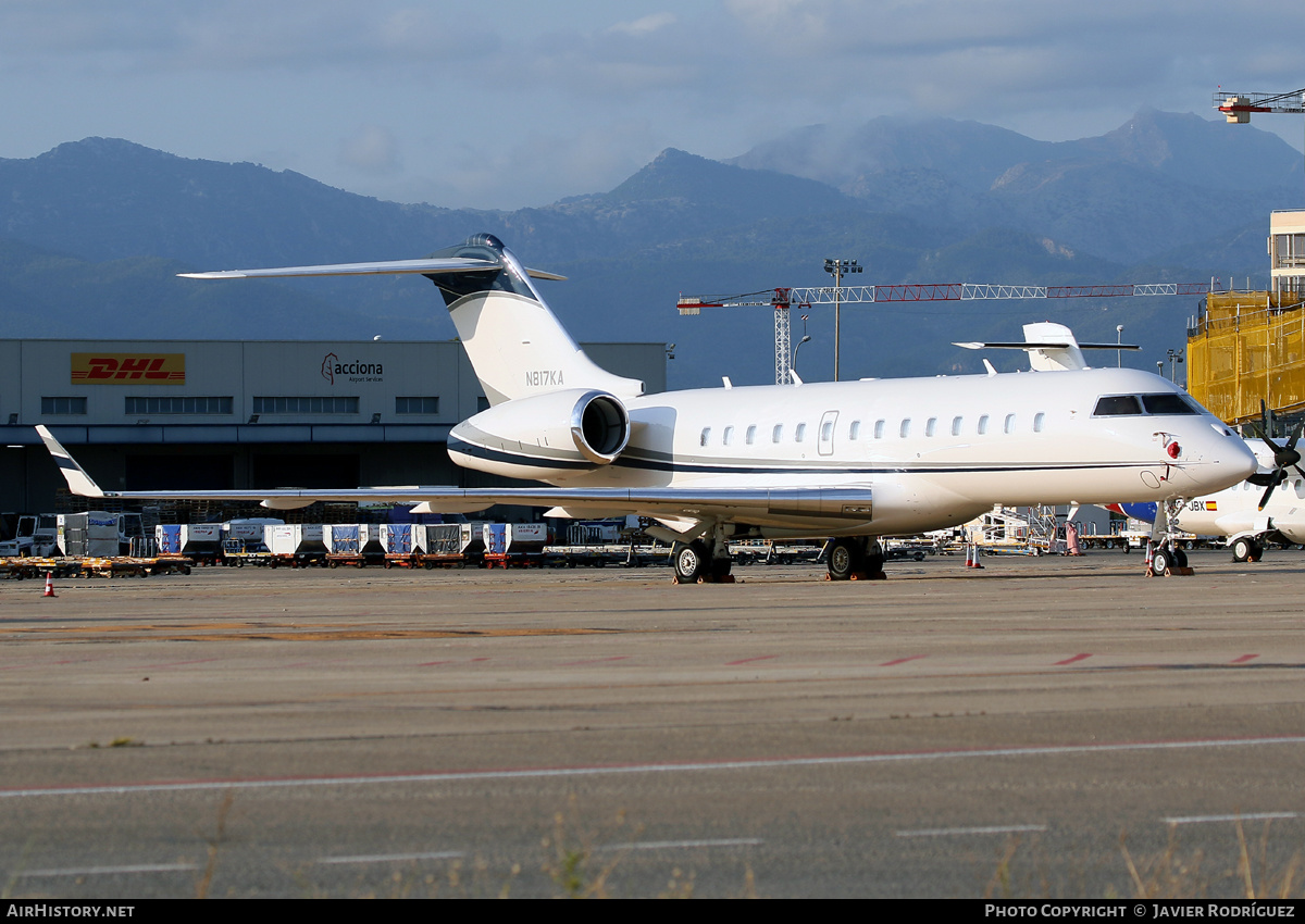 Aircraft Photo of N817KA | Bombardier Global 5500 (BD-700-1A11) | AirHistory.net #599071