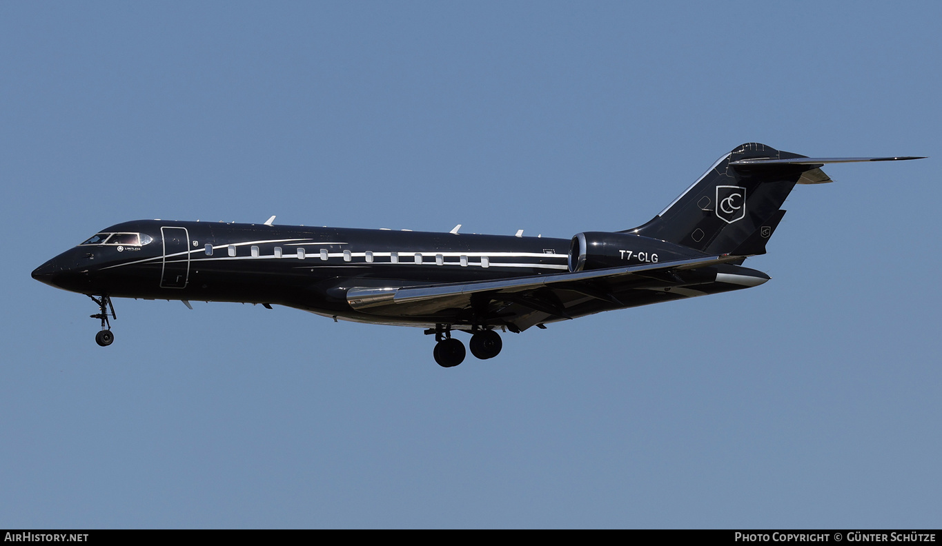 Aircraft Photo of T7-CLG | Bombardier Global Express (BD-700-1A10) | AirHistory.net #599073
