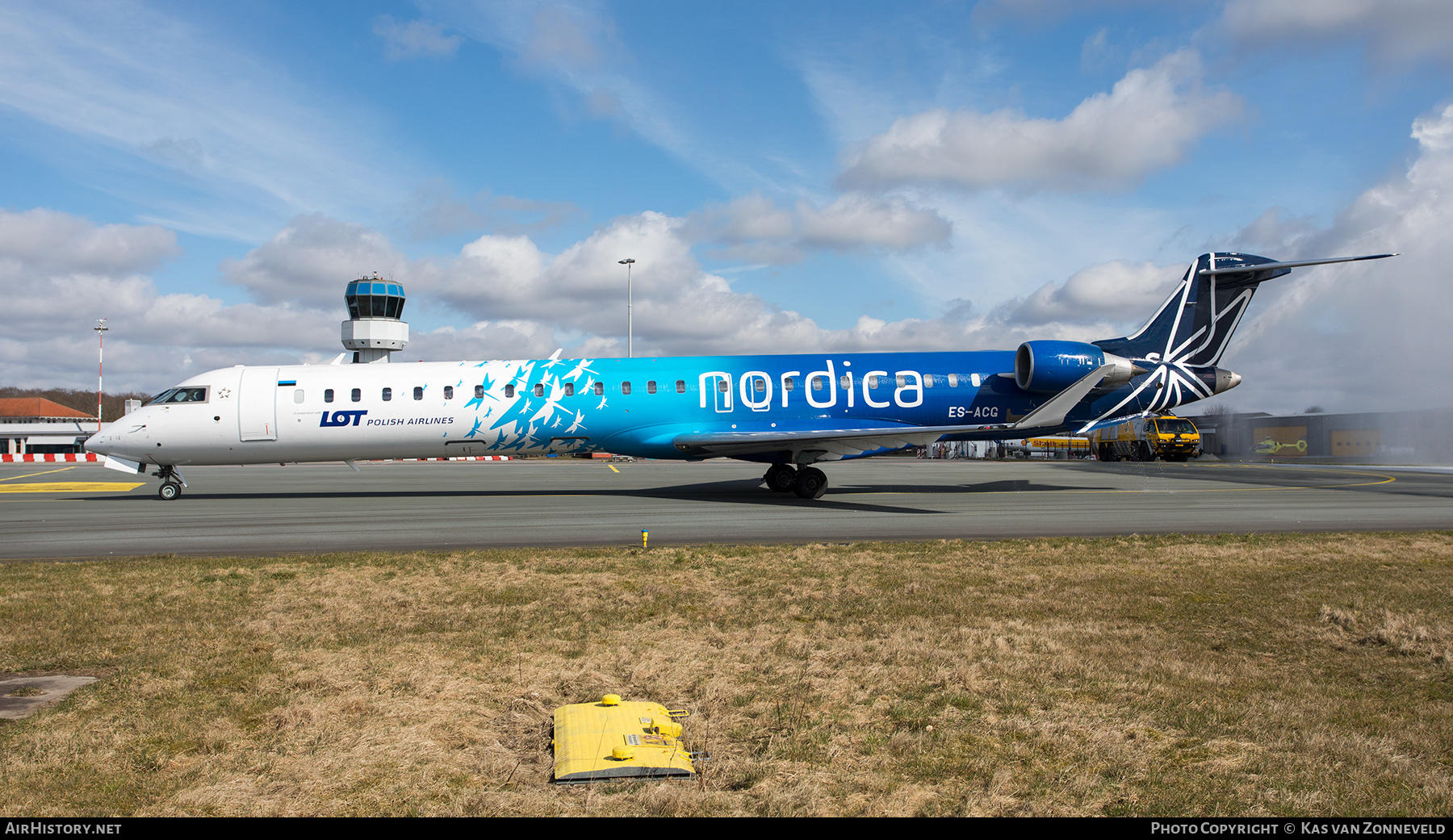 Aircraft Photo of ES-ACG | Bombardier CRJ-900 (CL-600-2D24) | Nordica | AirHistory.net #599169