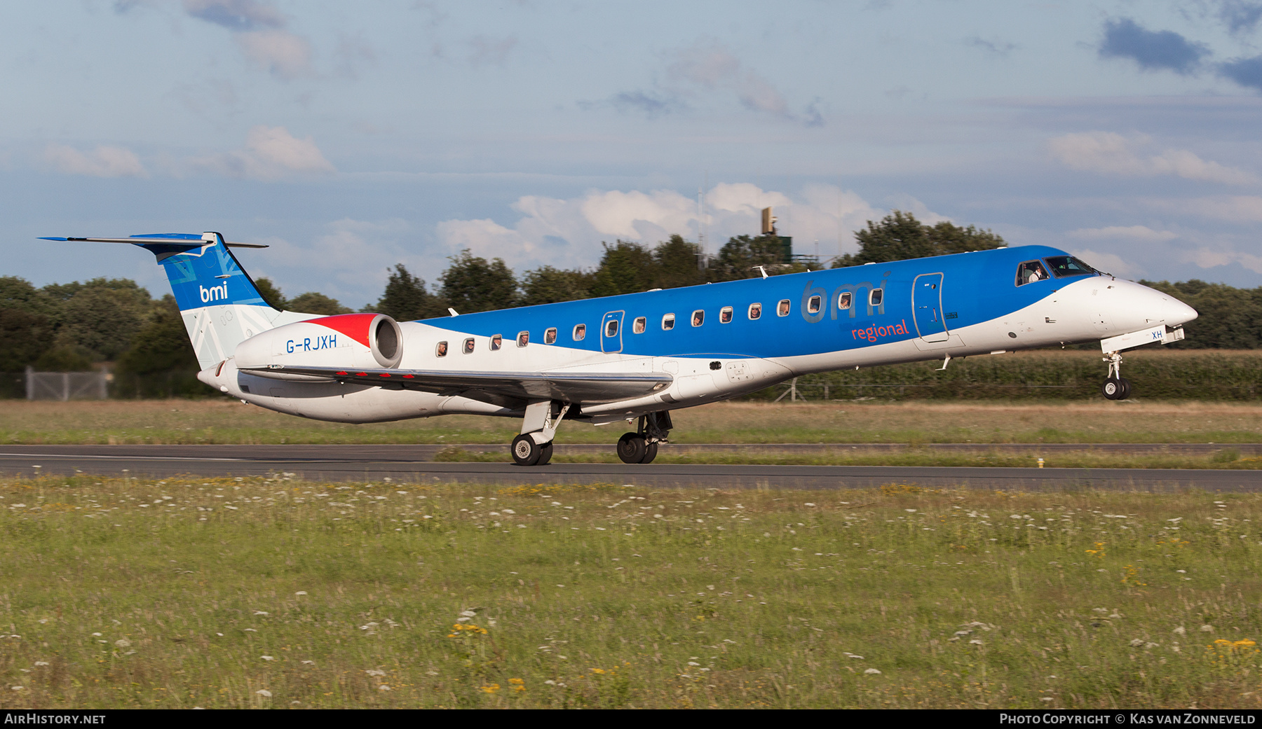 Aircraft Photo of G-RJXH | Embraer ERJ-145EP (EMB-145EP) | BMI Regional | AirHistory.net #599181