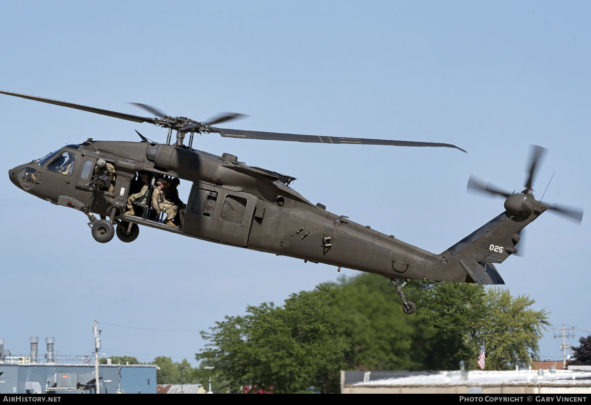 Aircraft Photo of 07-20025 / 20025 | Sikorsky UH-60M Black Hawk (S-70A) | USA - Army | AirHistory.net #599384