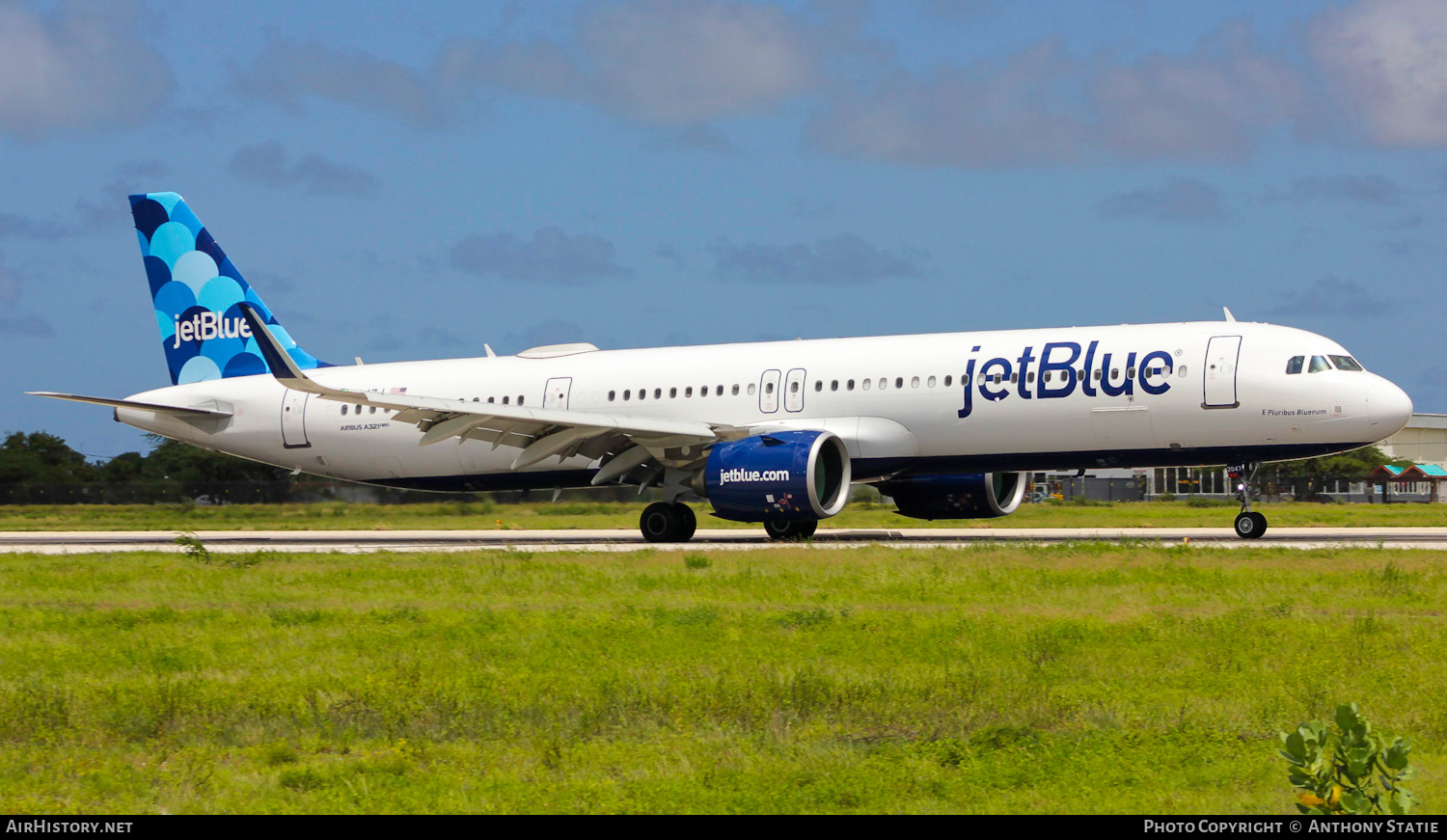 Aircraft Photo of N2047J | Airbus A321-271NX | JetBlue Airways | AirHistory.net #599395