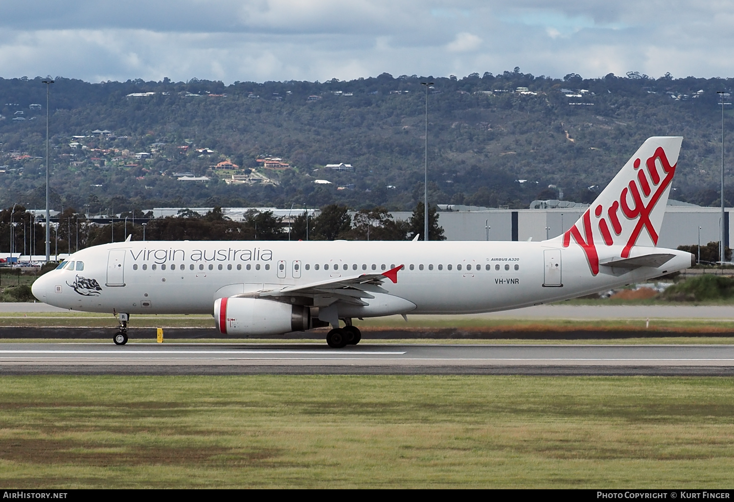 Aircraft Photo of VH-VNR | Airbus A320-232 | Virgin Australia Regional Airlines | AirHistory.net #599471