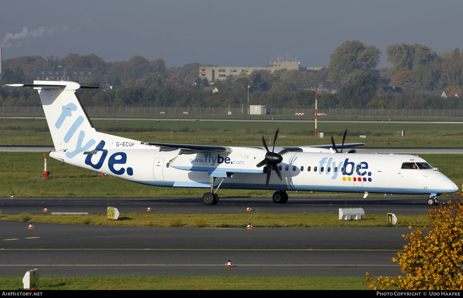 Aircraft Photo of G-ECOF | Bombardier DHC-8-402 Dash 8 | Flybe | AirHistory.net #599507
