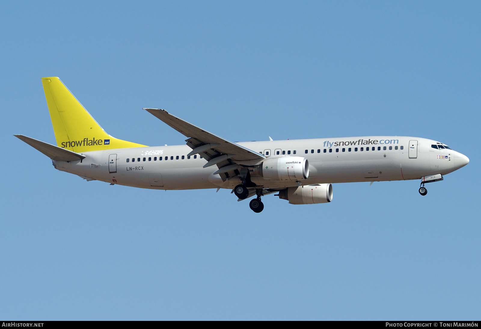Aircraft Photo of LN-RCX | Boeing 737-883 | Snowflake | AirHistory.net #599608