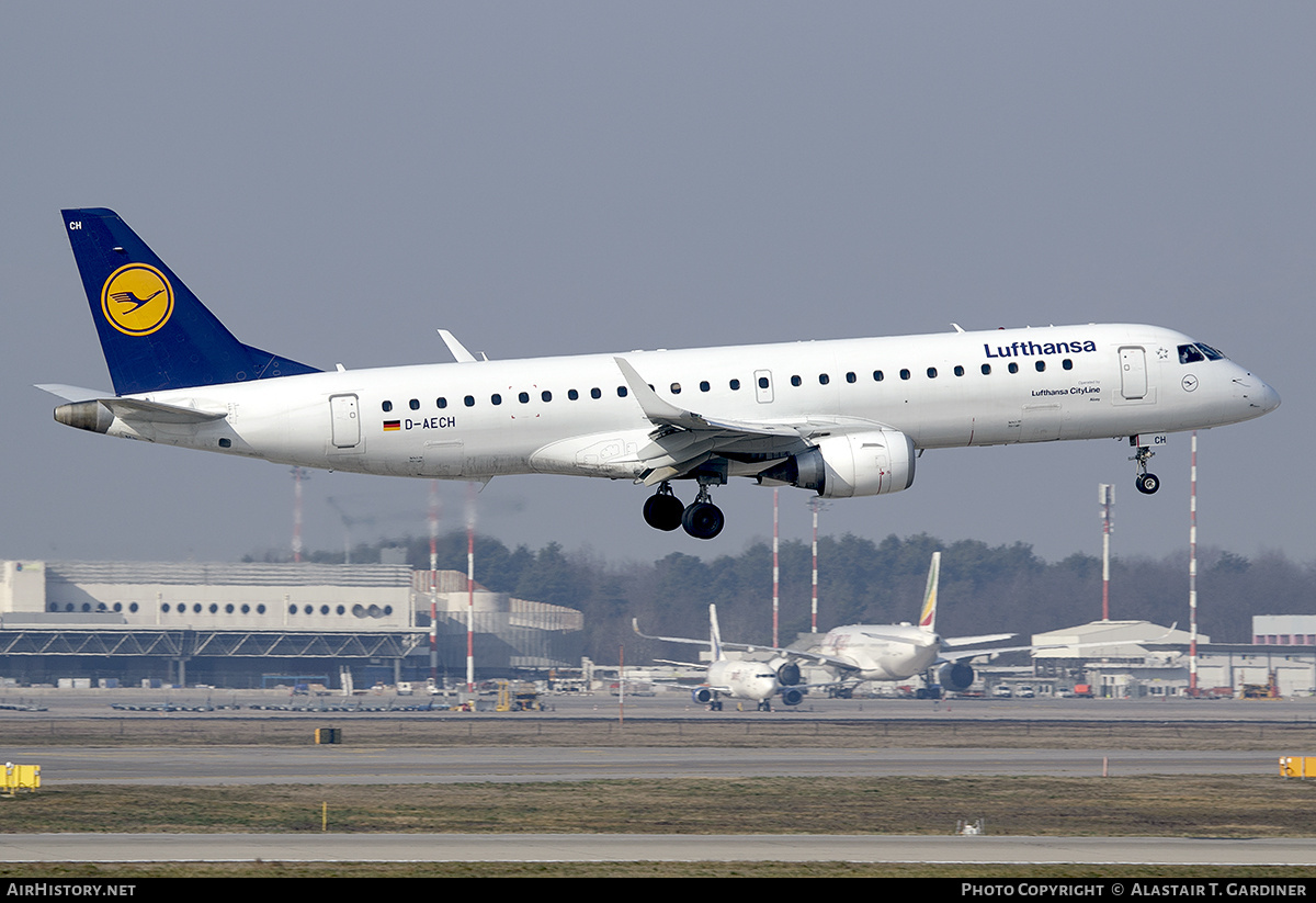 Aircraft Photo of D-AECH | Embraer 190LR (ERJ-190-100LR) | Lufthansa | AirHistory.net #599651