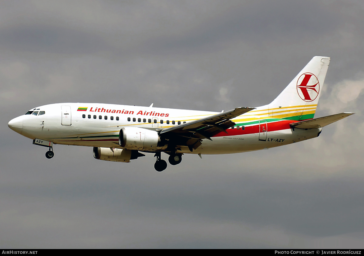 Aircraft Photo of LY-AZY | Boeing 737-548 | Lithuanian Airlines | AirHistory.net #599747