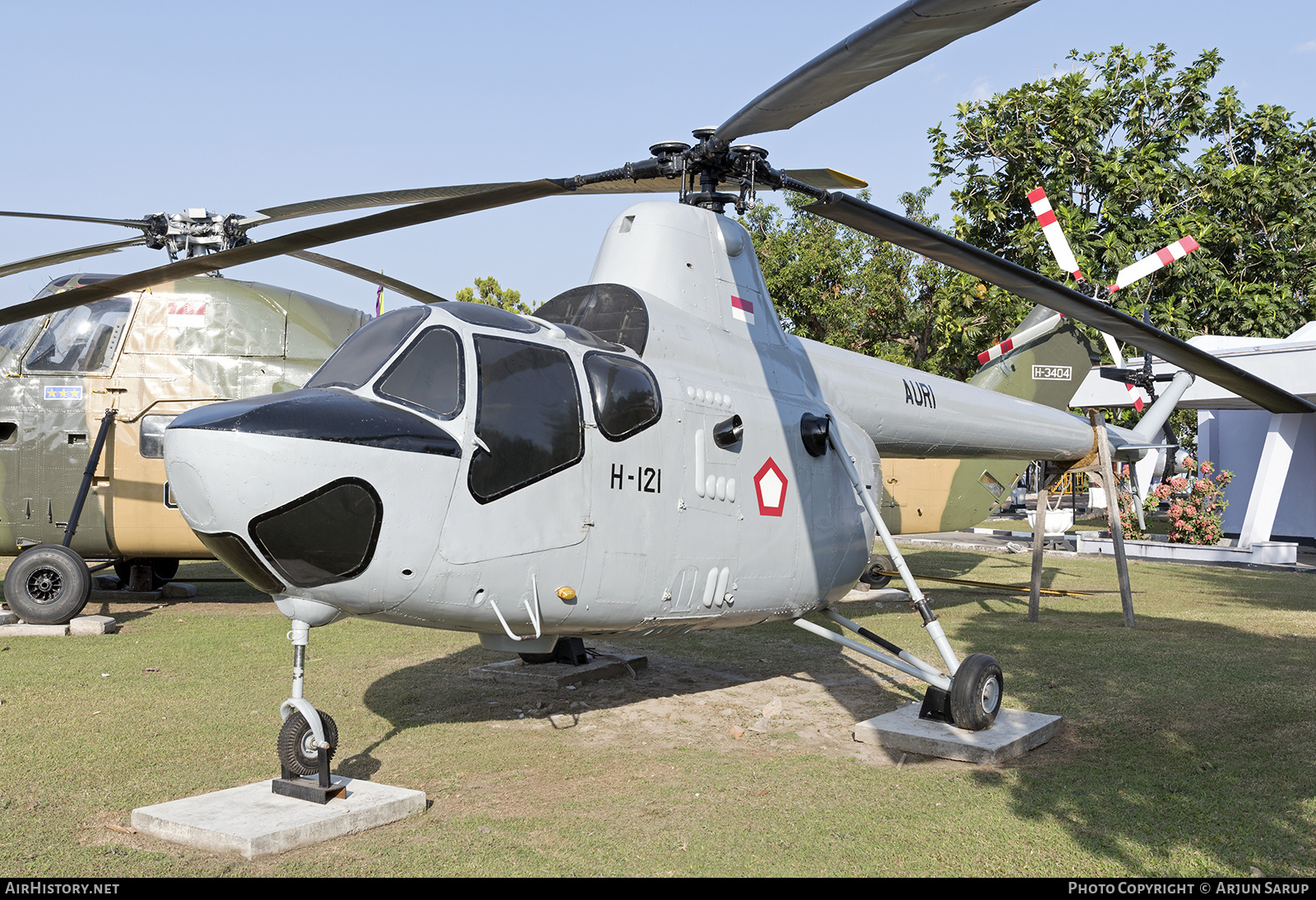 Aircraft Photo of H-121 | Mil Mi-1 | Indonesia - Air Force | AirHistory.net #599778