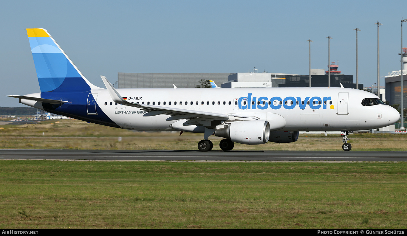 Aircraft Photo of D-AIUR | Airbus A320-214 | Discover Airlines | AirHistory.net #599782