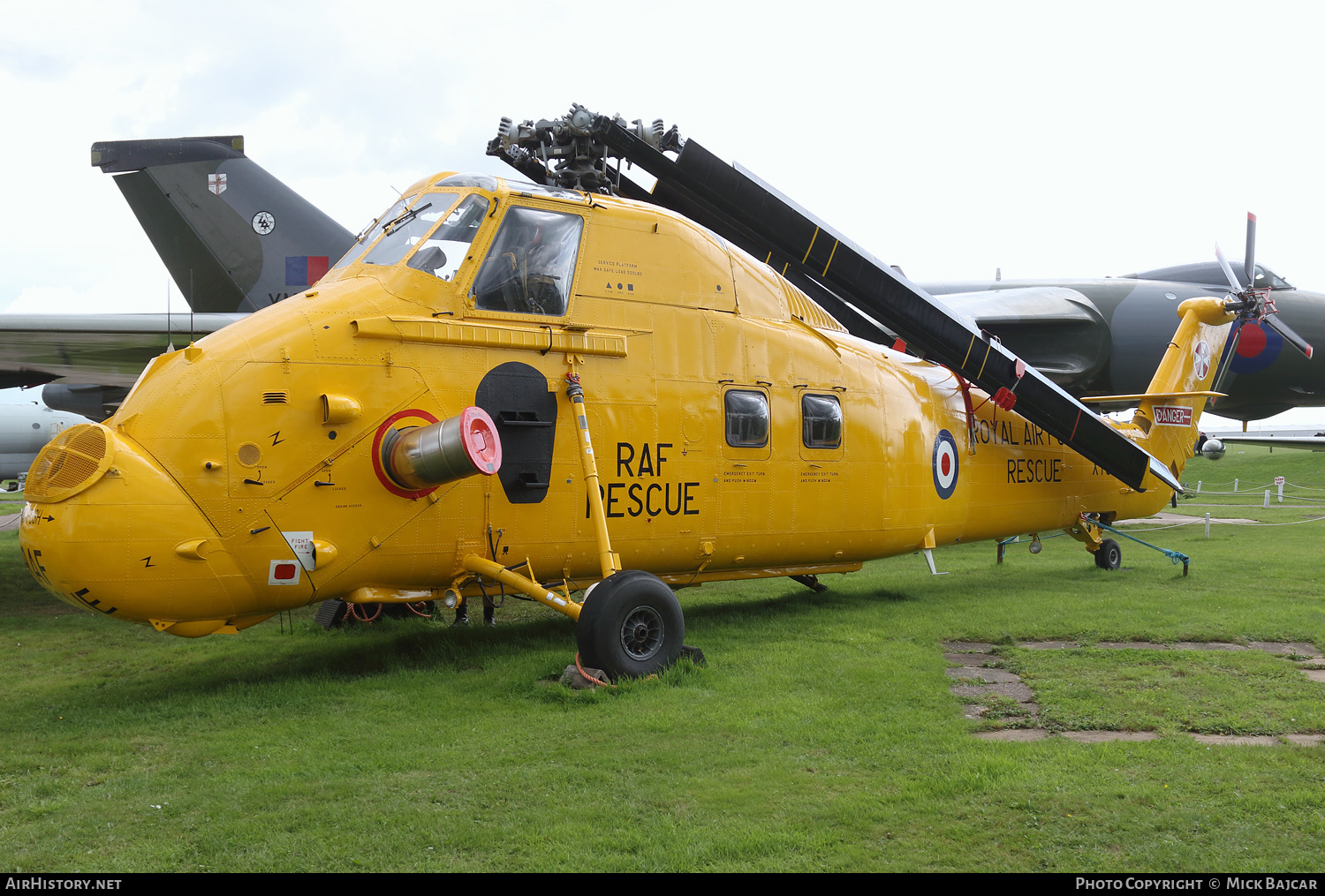 Aircraft Photo of XT604 | Westland WS-58 Wessex HC.2 | UK - Air Force | AirHistory.net #599812