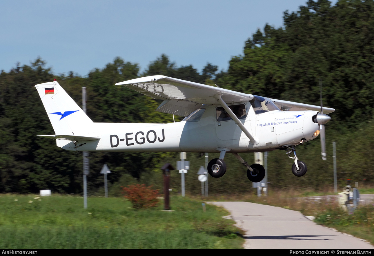 Aircraft Photo of D-EGOJ | Reims F152 | Flugschule München-Jesenwang | AirHistory.net #599829