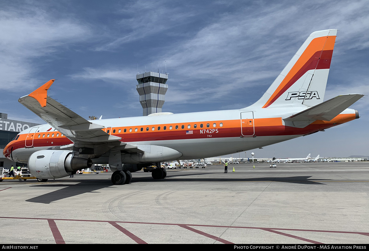 Aircraft Photo of N742PS | Airbus A319-112 | American Airlines | PSA - Pacific Southwest Airlines | AirHistory.net #599855