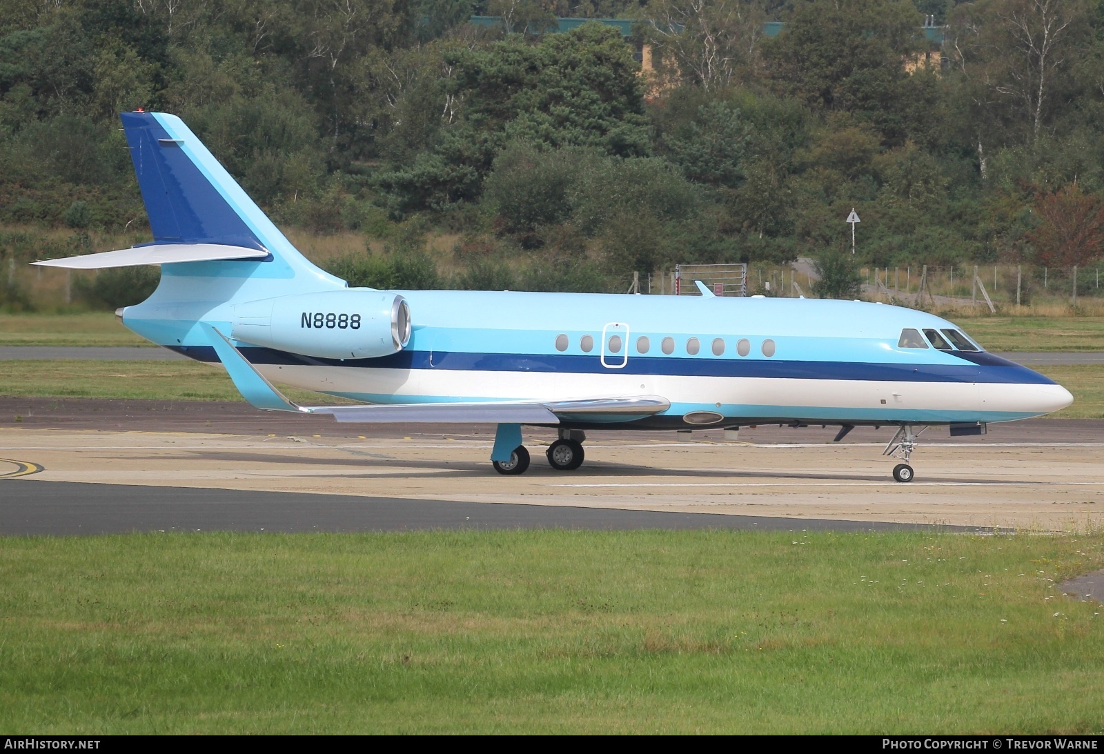 Aircraft Photo of N8888 | Dassault Falcon 2000 | AirHistory.net #599977