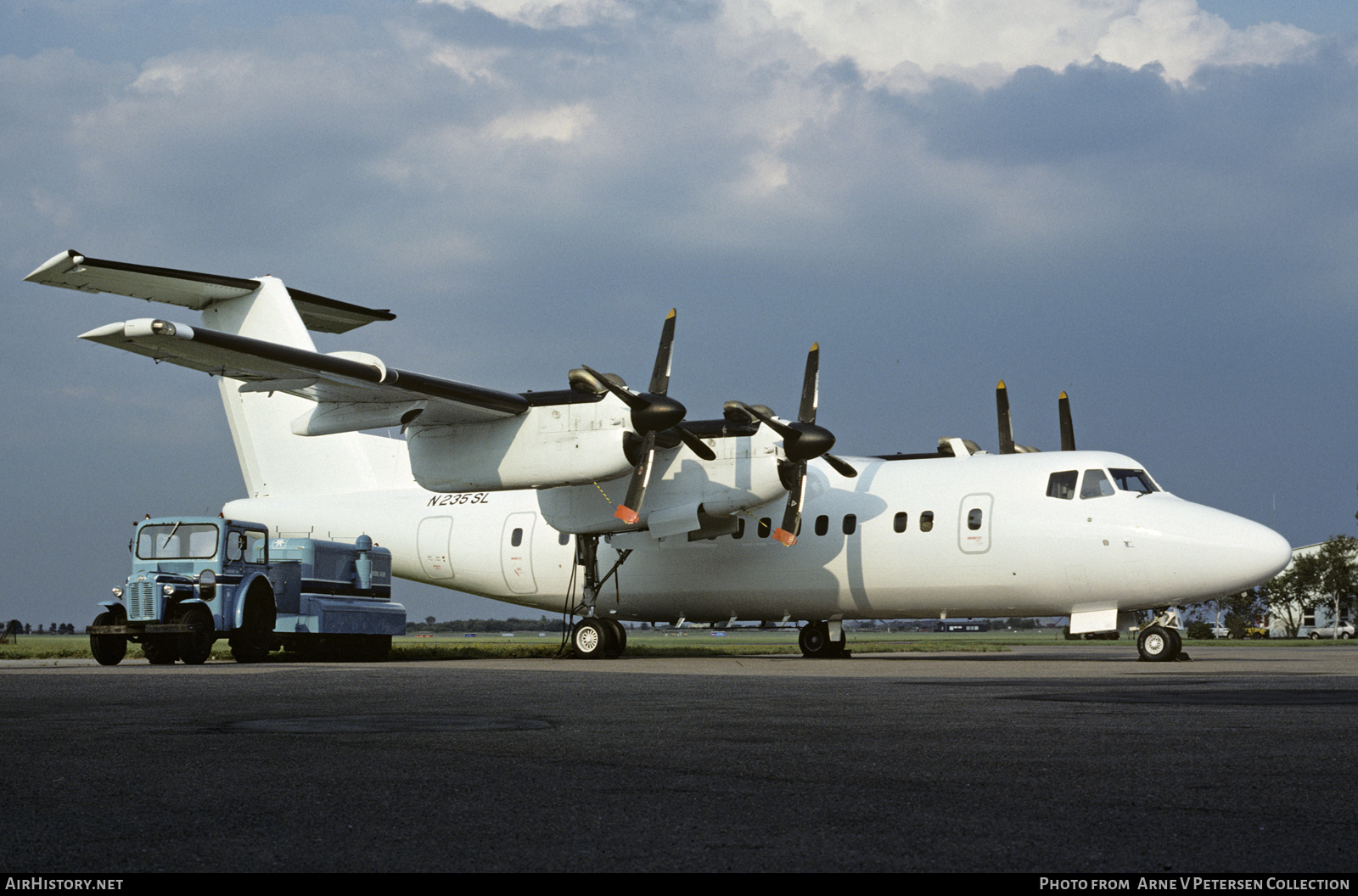 Aircraft Photo of N235SL | De Havilland Canada DHC-7-102 Dash 7 | AirHistory.net #599986