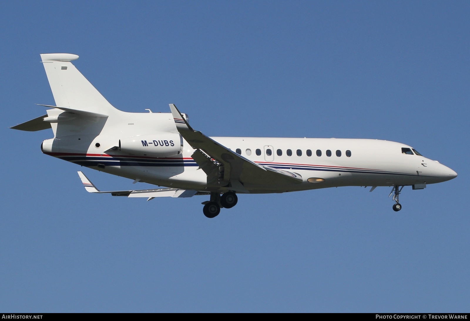 Aircraft Photo of M-DUBS | Dassault Falcon 7X | AirHistory.net #600010