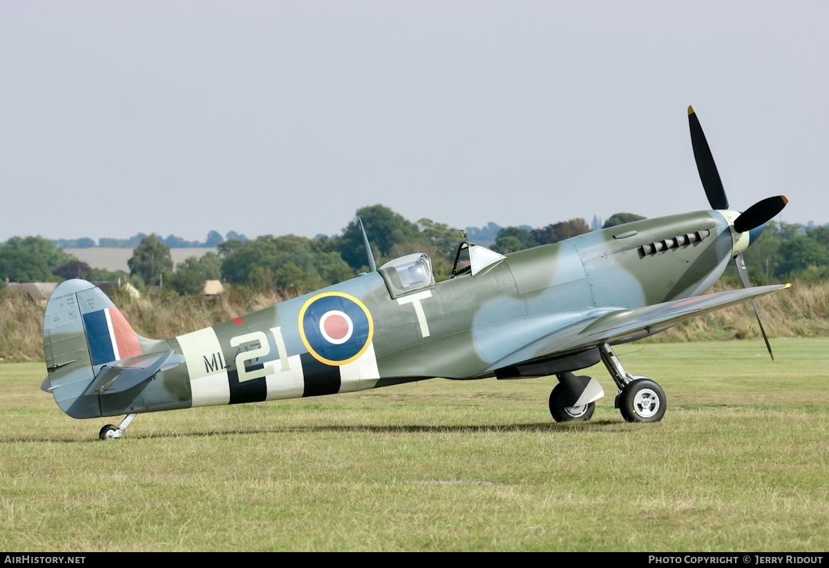 Aircraft Photo of G-BJSG / N2TF / ML417 | Supermarine 361 Spitfire LF9C | UK - Air Force | AirHistory.net #600081