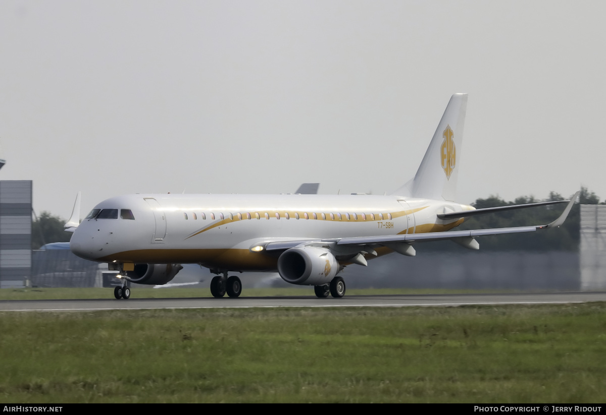 Aircraft Photo of T7-SBH | Embraer Lineage 1000 (ERJ-190-100ECJ) | FAS - Falcon Aviation Service | AirHistory.net #600082