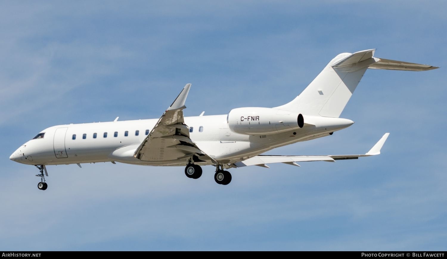 Aircraft Photo of C-FNIR | Bombardier Global 6000 (BD-700-1A10) | AirHistory.net #600114