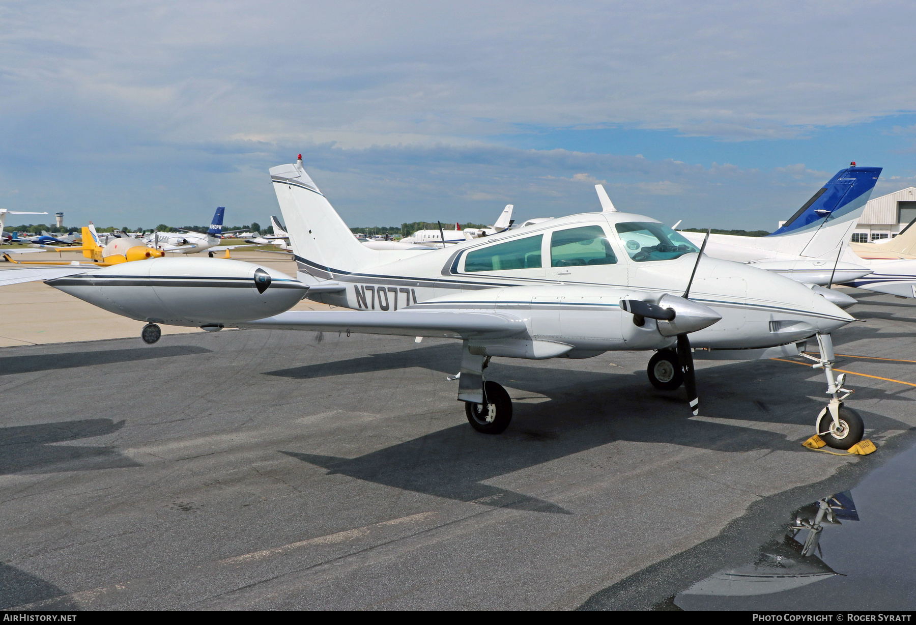 Aircraft Photo of N7077L | Cessna 310K | AirHistory.net #600126