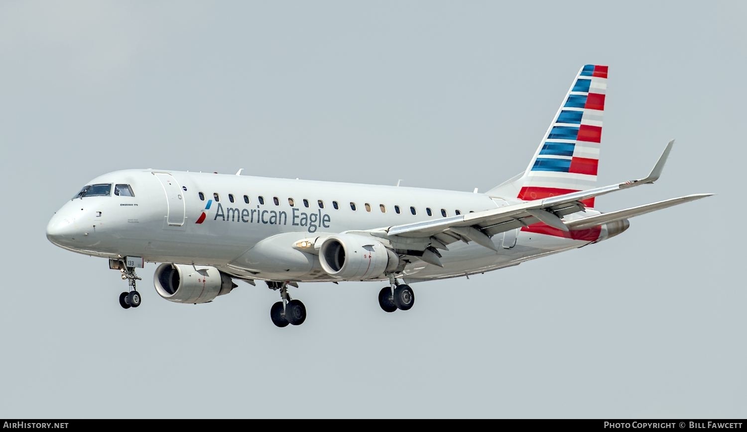 Aircraft Photo of N133HQ | Embraer 175LR (ERJ-170-200LR) | American Eagle | AirHistory.net #600175