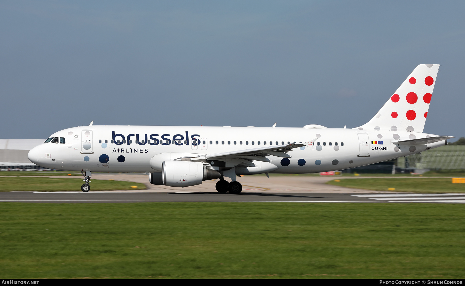 Aircraft Photo of OO-SNL | Airbus A320-214 | Brussels Airlines | AirHistory.net #600229