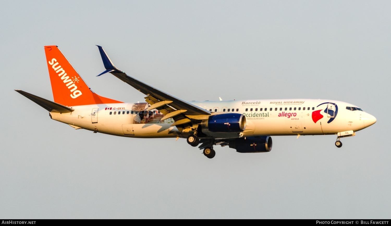 Aircraft Photo of C-GKVL | Boeing 737-8FN | Sunwing Airlines | AirHistory.net #600237