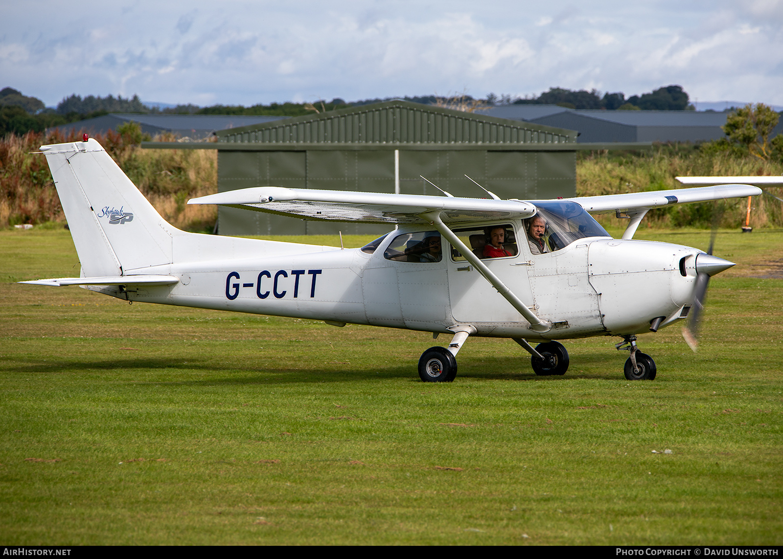 Aircraft Photo of G-CCTT | Cessna 172S Skyhawk SP | AirHistory.net #600241