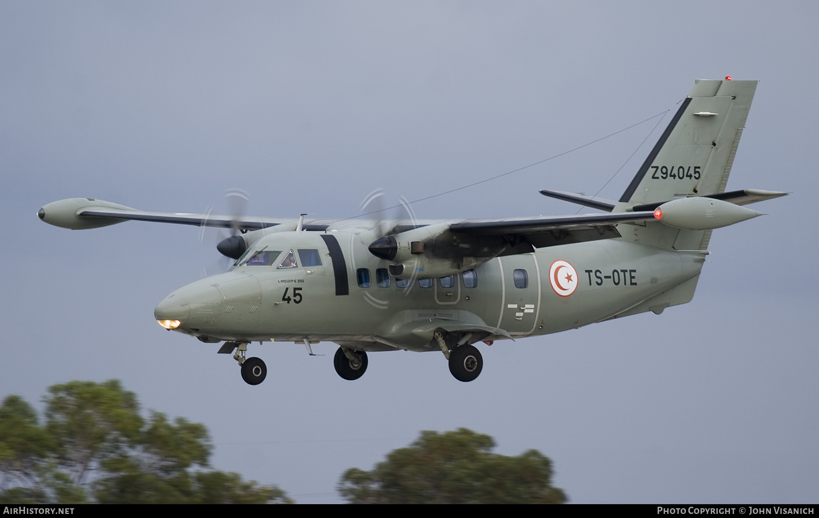 Aircraft Photo of Z94045 / TS-OTE | Let L-410UVP-E20G Turbolet | Tunisia - Air Force | AirHistory.net #600263