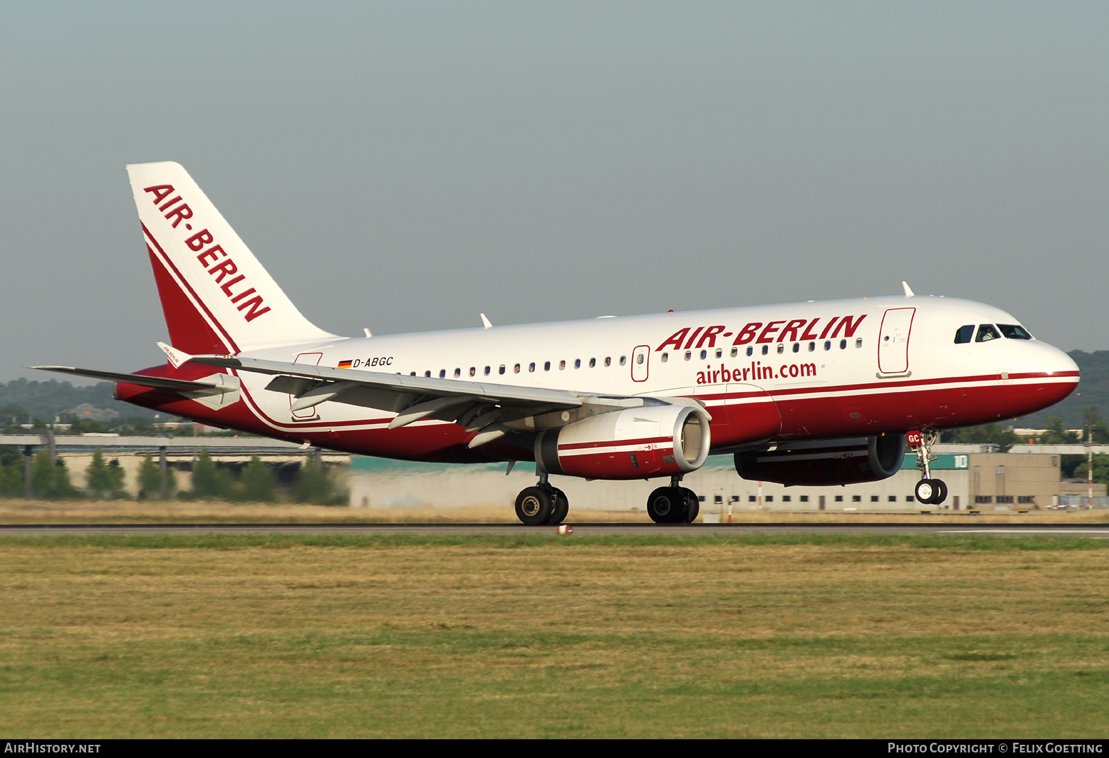 Aircraft Photo of D-ABGC | Airbus A319-132 | Air Berlin | AirHistory.net #600366