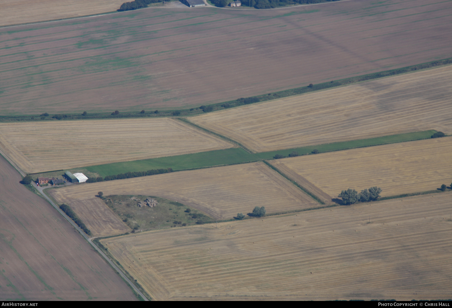 Airport photo of Sandcroft Farm in England, United Kingdom | AirHistory.net #600378