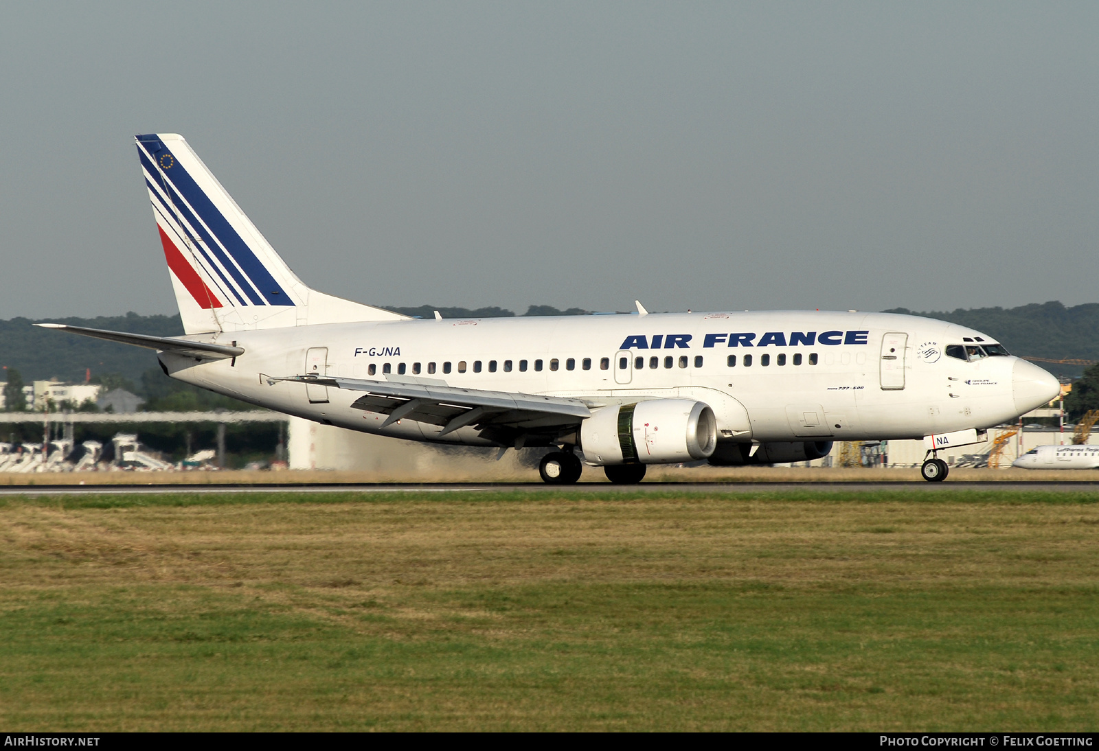 Aircraft Photo of F-GJNA | Boeing 737-528 | Air France | AirHistory.net #600392