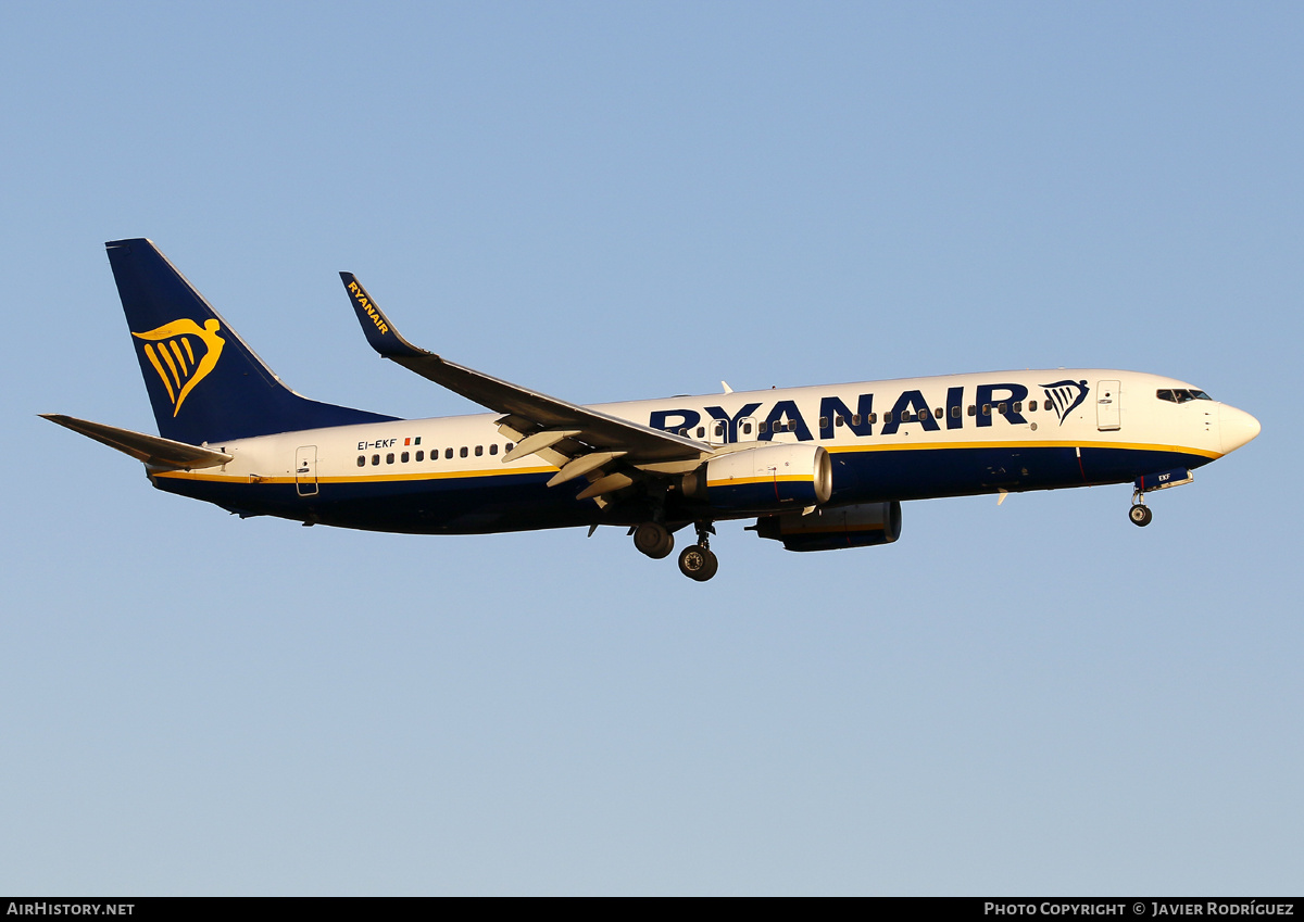 Aircraft Photo of EI-EKF | Boeing 737-8AS | Ryanair | AirHistory.net #600430