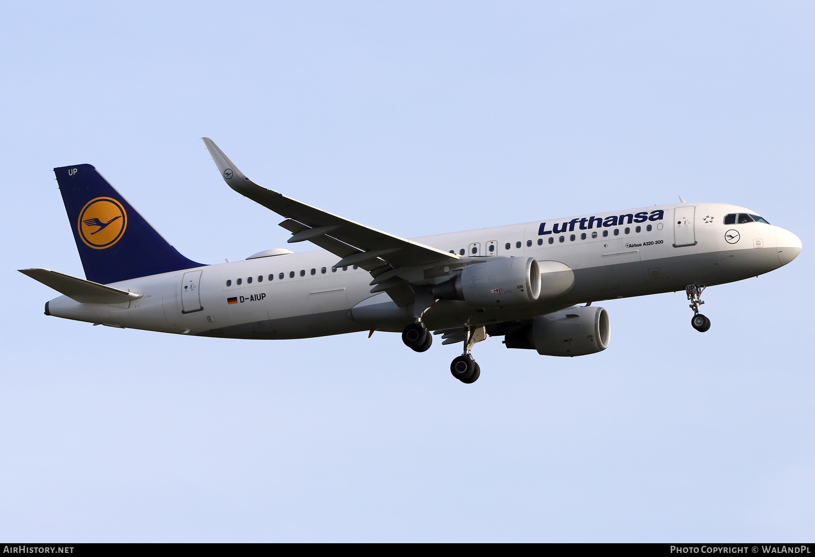 Aircraft Photo of D-AIUP | Airbus A320-214 | Lufthansa | AirHistory.net #600471