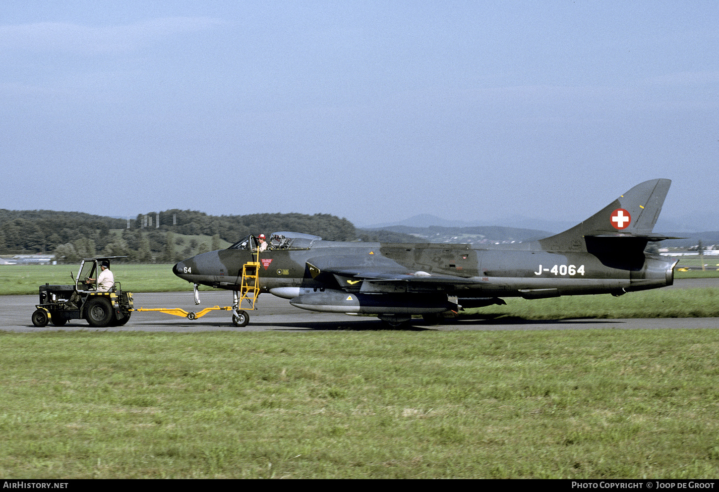 Aircraft Photo of J-4064 | Hawker Hunter F58 | Switzerland - Air Force | AirHistory.net #600518