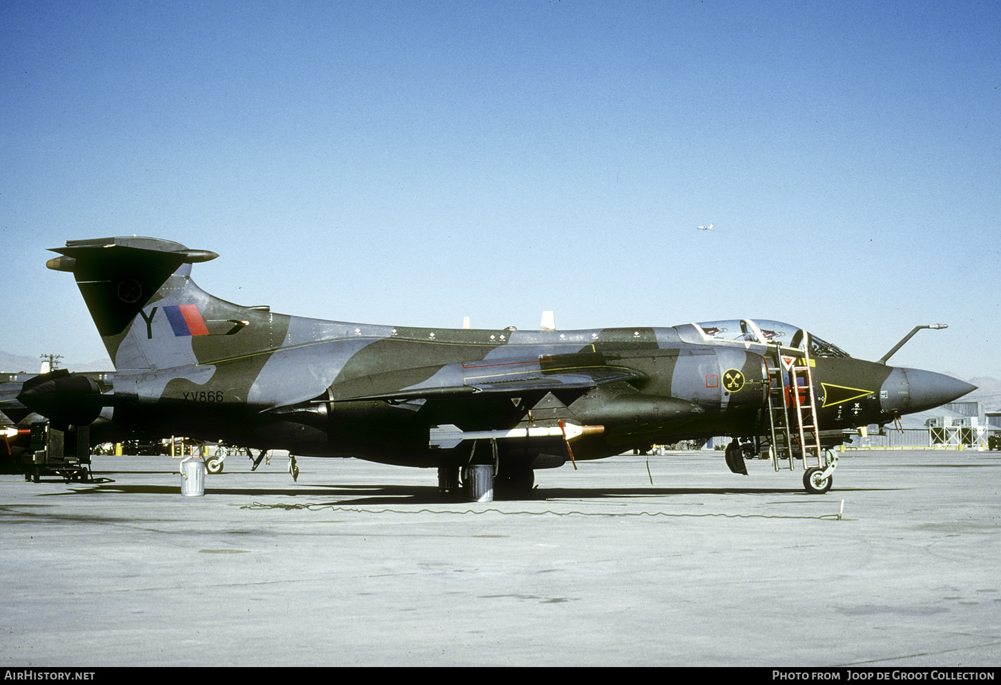 Aircraft Photo of XV866 | Hawker Siddeley Buccaneer S2B | UK - Air Force | AirHistory.net #600589