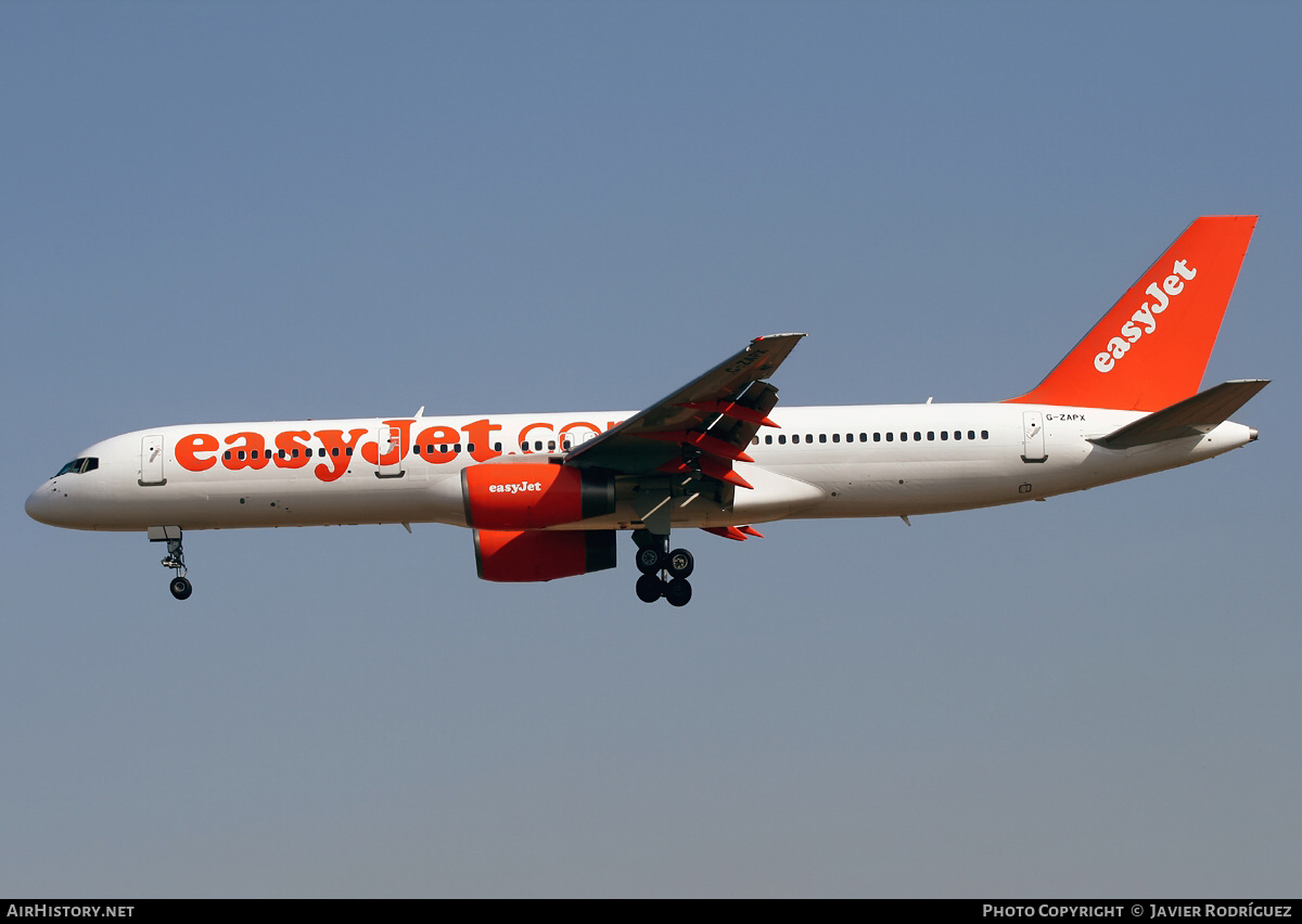 Aircraft Photo of G-ZAPX | Boeing 757-256 | EasyJet | AirHistory.net #600593