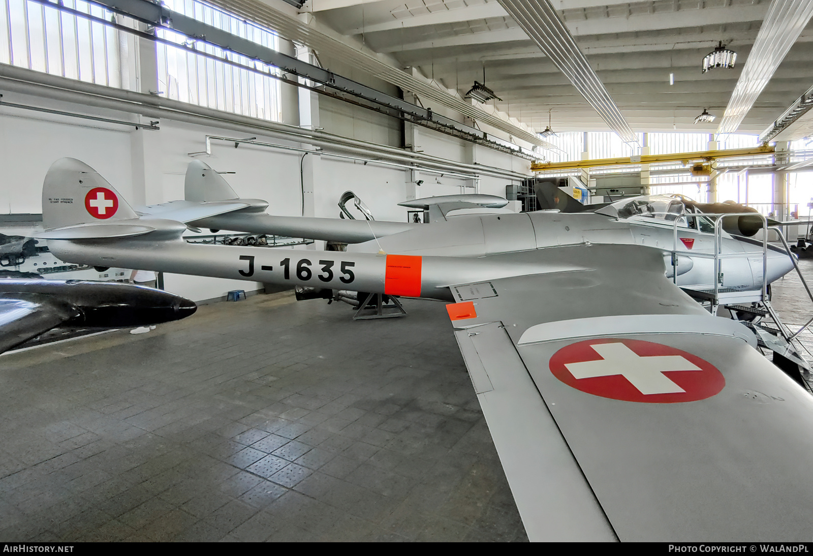 Aircraft Photo of J-1635 | De Havilland D.H. 112 Venom FB50 | Switzerland - Air Force | AirHistory.net #600612