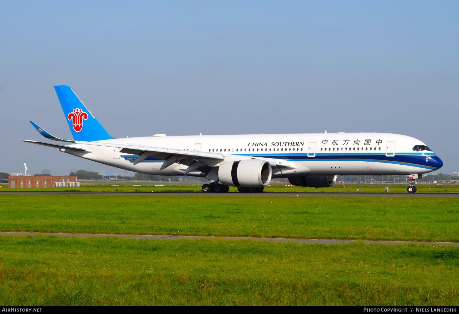 Aircraft Photo of B-329S | Airbus A350-941 | China Southern Airlines | AirHistory.net #600643