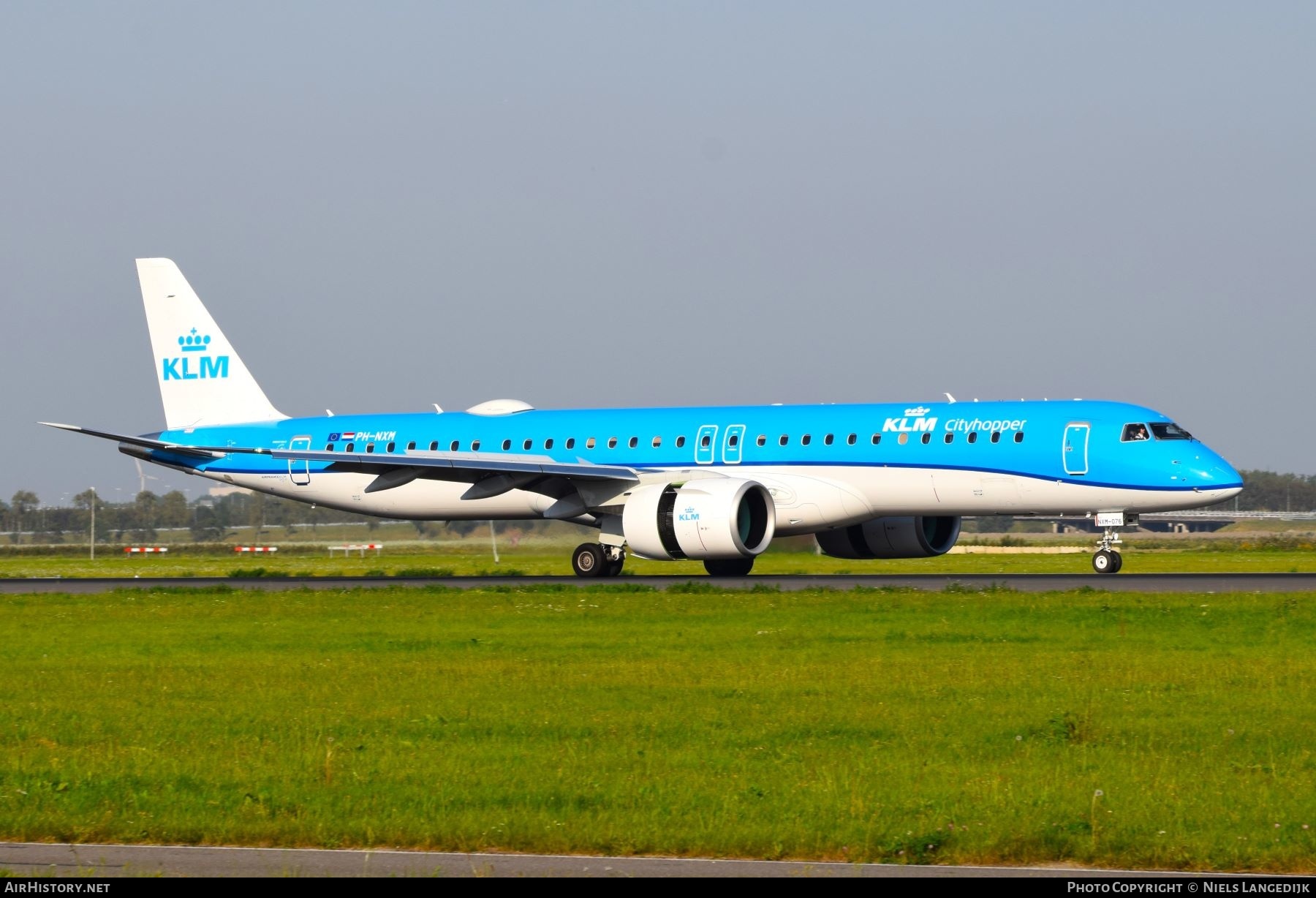Aircraft Photo of PH-NXM | Embraer 195-E2 (ERJ-190-400) | KLM Cityhopper | AirHistory.net #600891